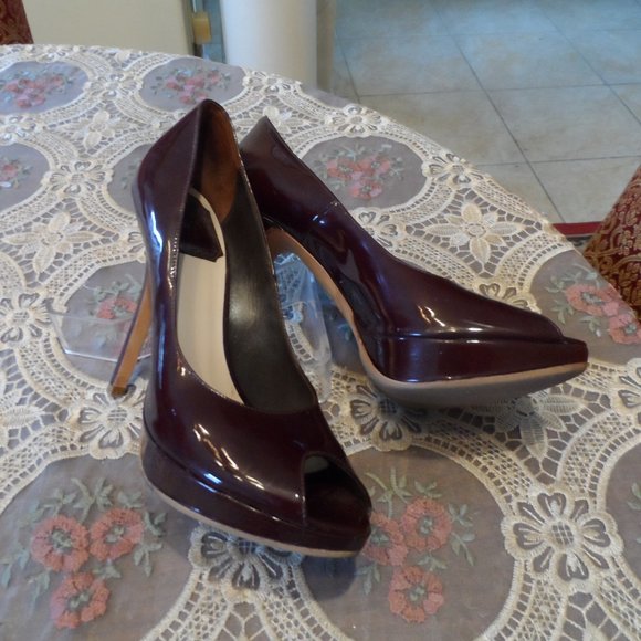 Christian Dior Dark Burgundy Patent Leather Peep Toe Pumps Size 7.5M - Picture 5 of 15